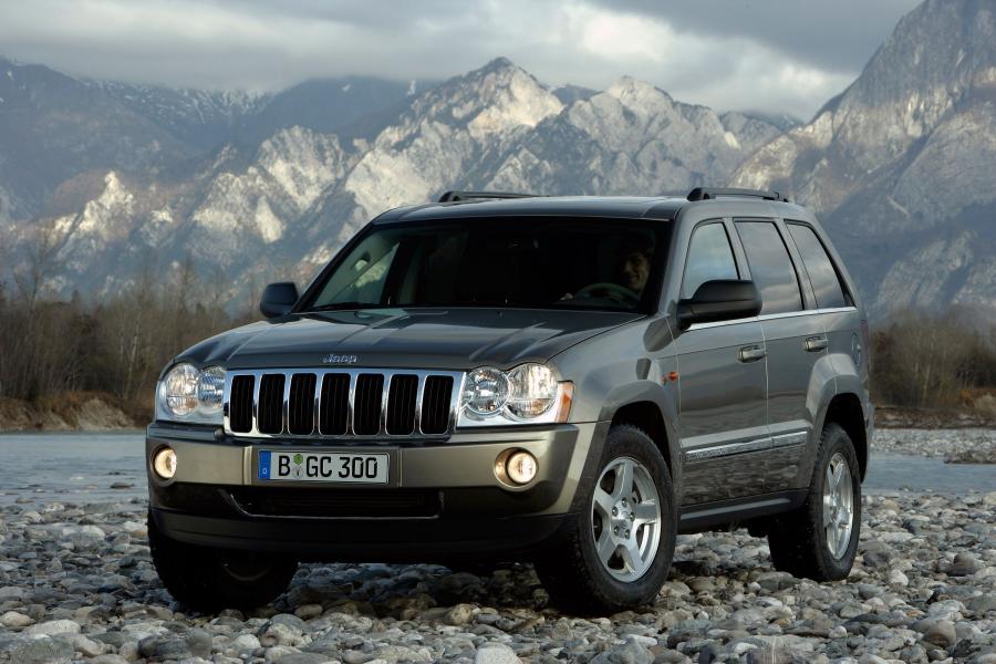  Jeep Grand Cherokee 2005 года  (фото 98 из 133)